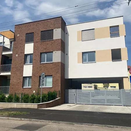 Arena Apartment Dunajská Streda